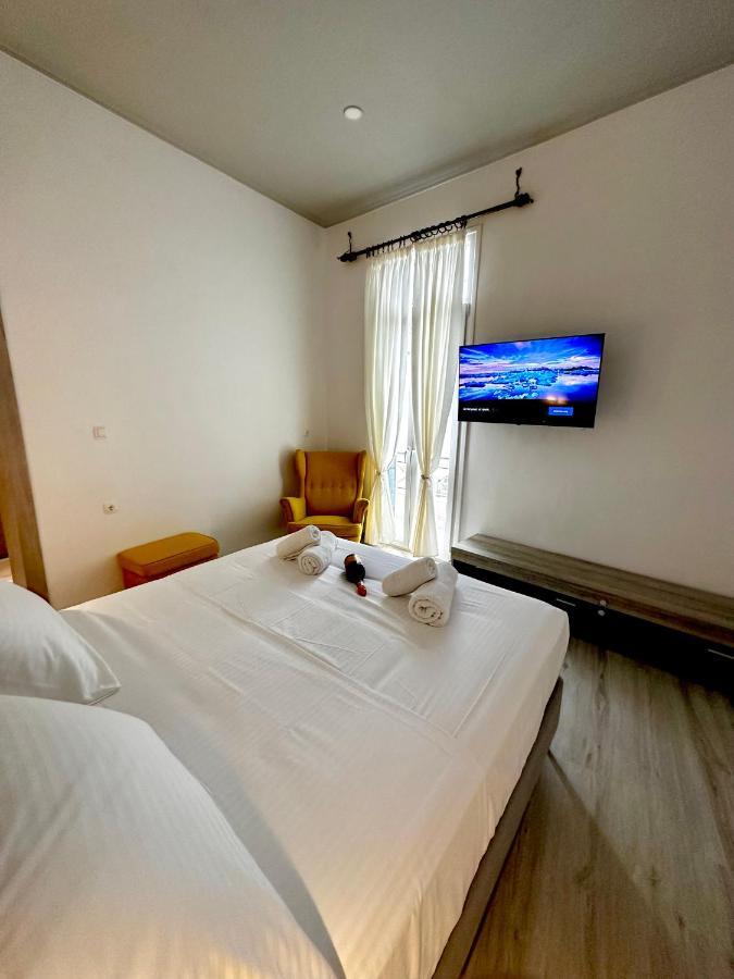 Travelers Luxury Suites, Studios & Apartments Corfu  Bagian luar foto