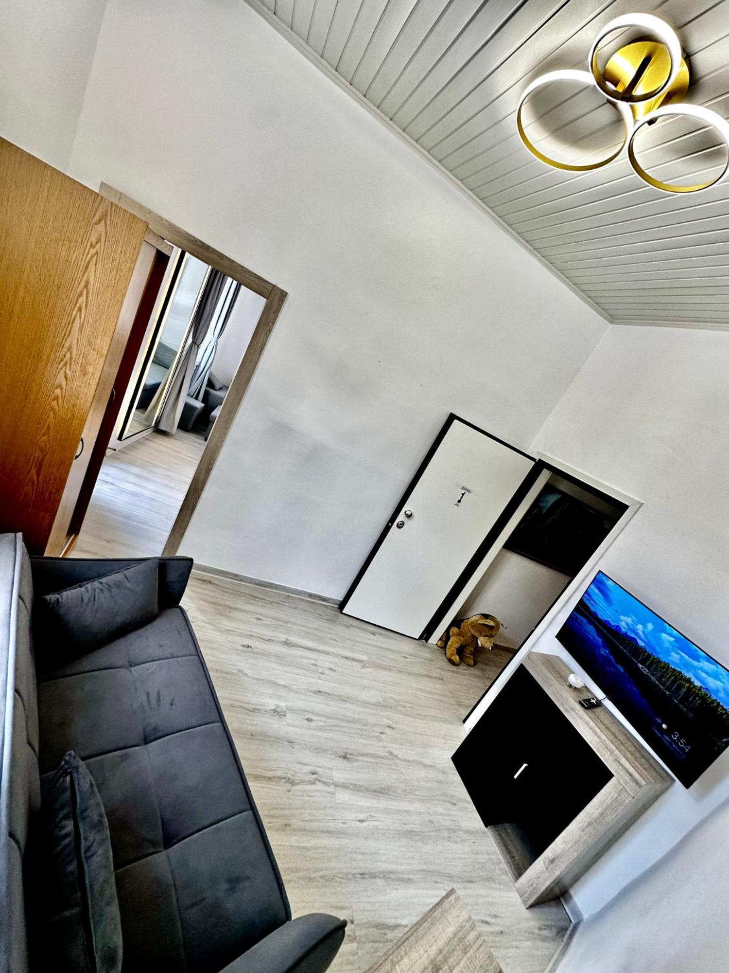 Travelers Luxury Suites, Studios & Apartments Corfu  Bagian luar foto