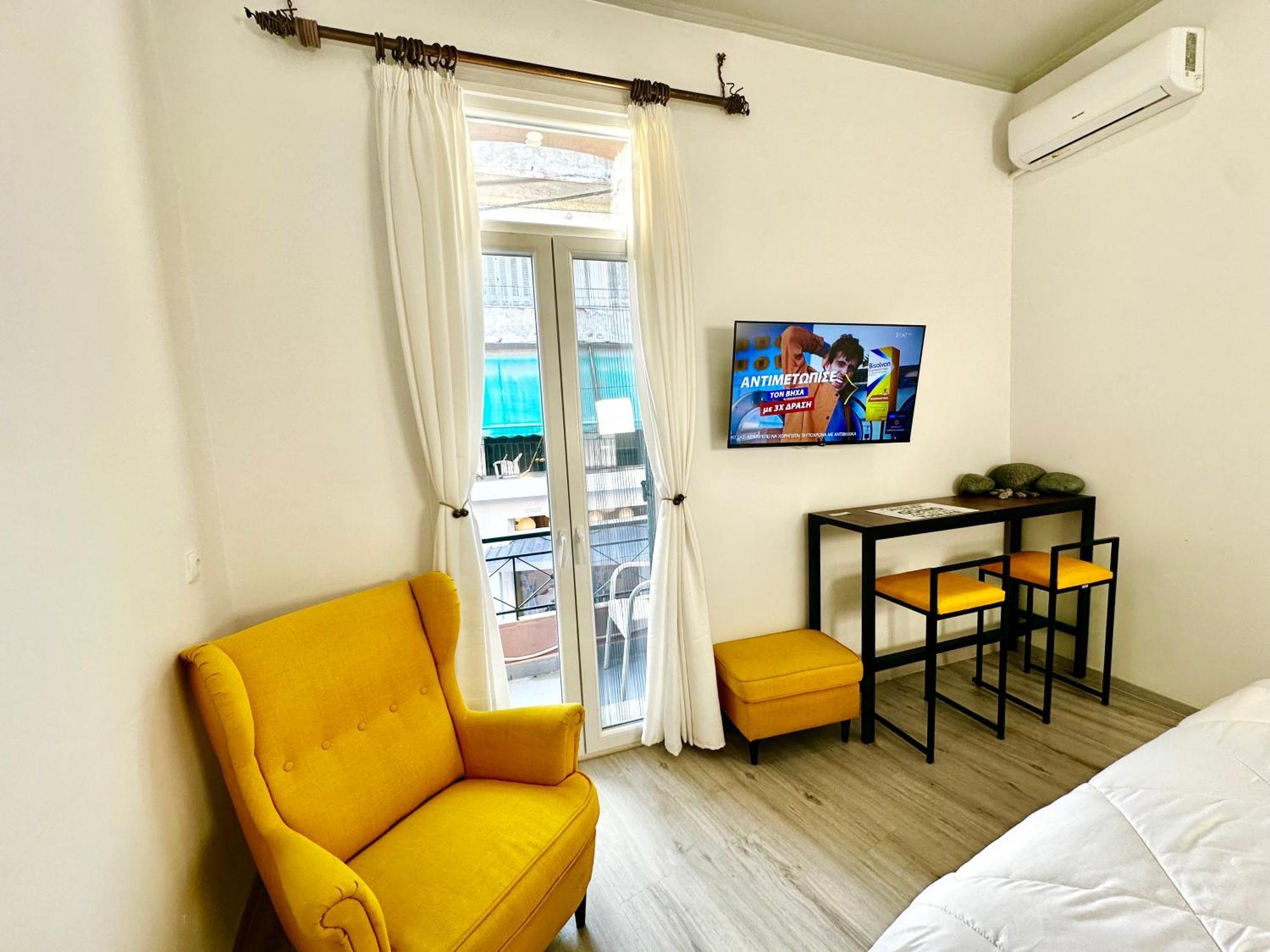 Travelers Luxury Suites, Studios & Apartments Corfu  Bagian luar foto