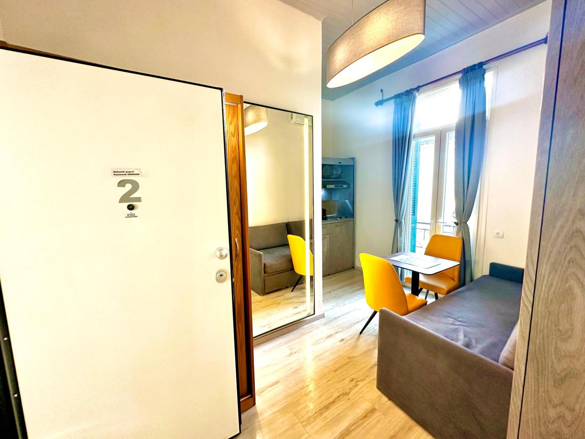 Travelers Luxury Suites, Studios & Apartments Corfu  Bagian luar foto