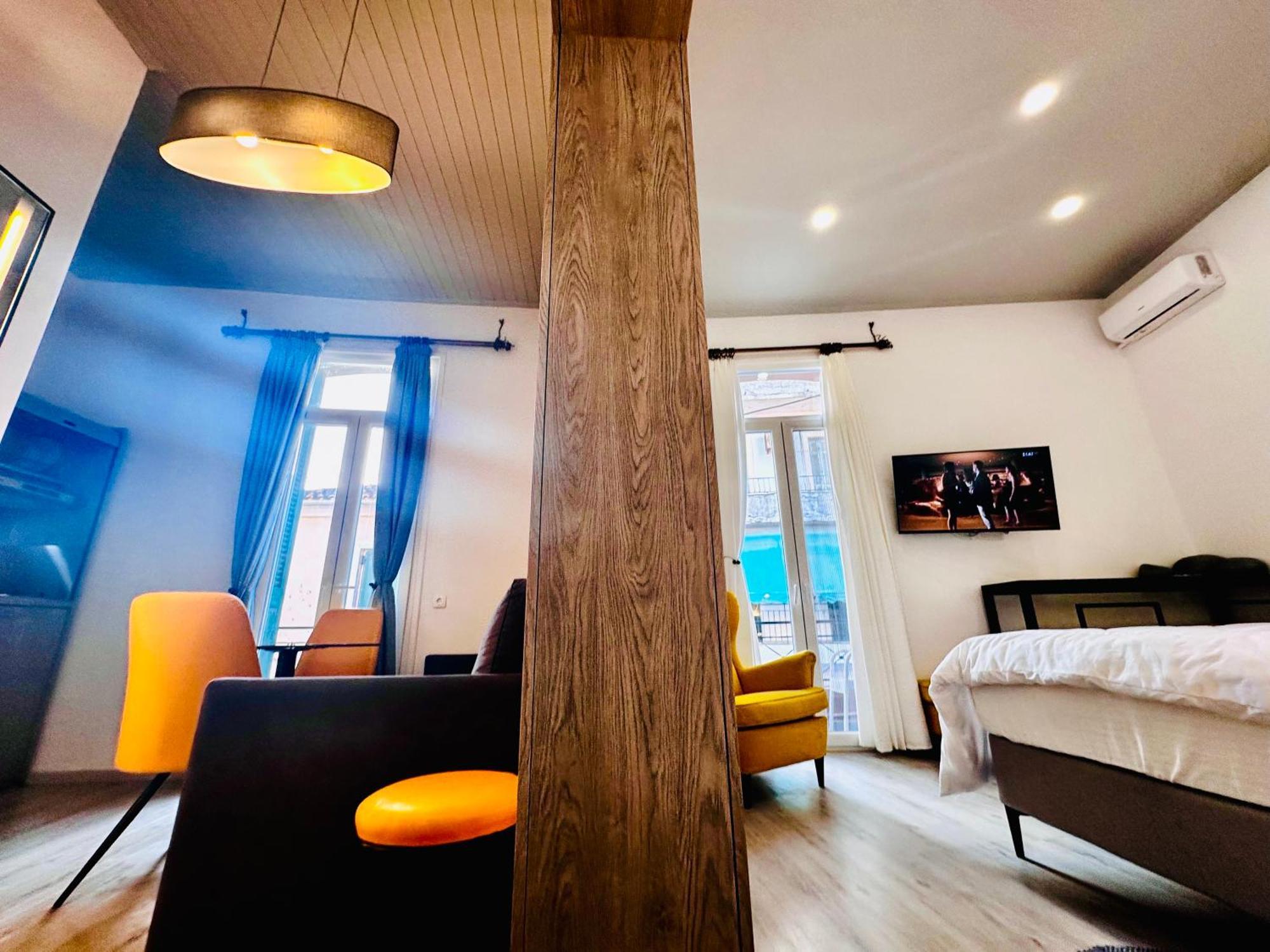 Travelers Luxury Suites, Studios & Apartments Corfu  Bagian luar foto