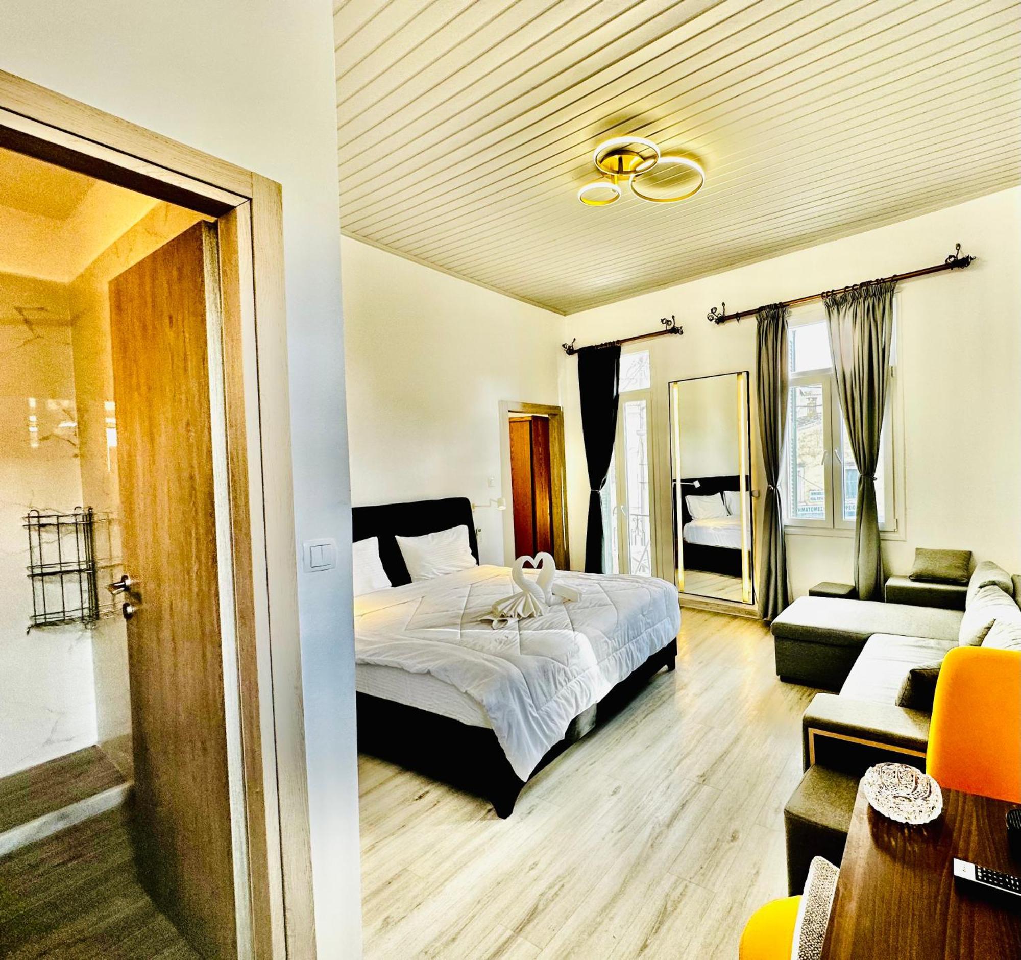 Travelers Luxury Suites, Studios & Apartments Corfu  Bagian luar foto