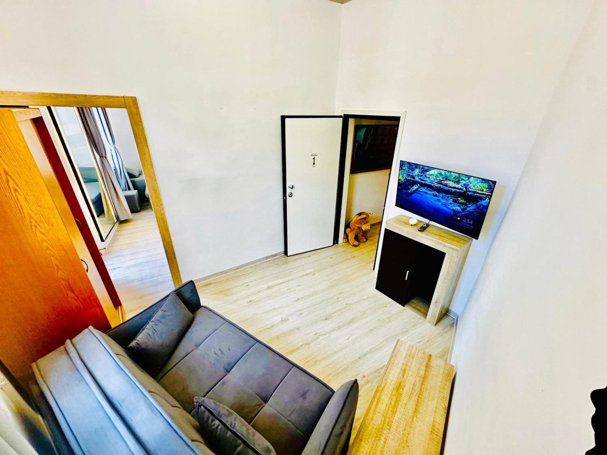 Travelers Luxury Suites, Studios & Apartments Corfu  Bagian luar foto